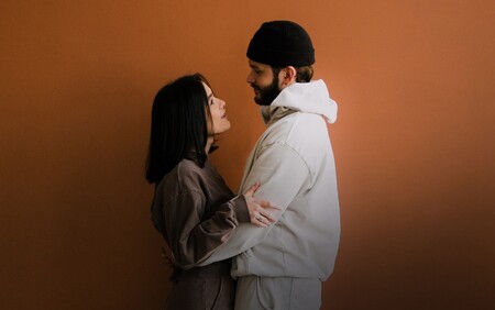 Couple Orange Ready